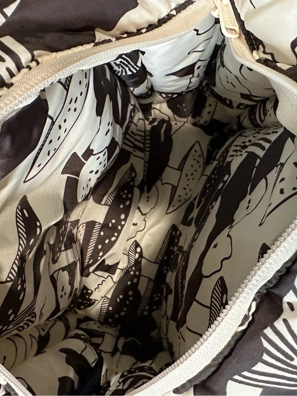 Baggu puffy mushroom tote